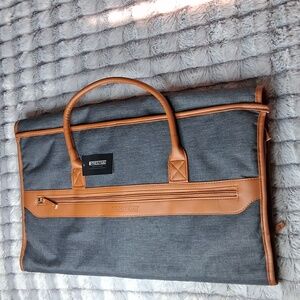 NWT CRG PRESTIGE Revel In The Journey 2-1 Garment Bag Black/Tan CRG-303-BKTN